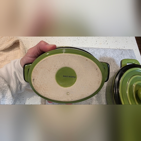 Vintage avocado green stoneware mini covered casserole dish. Set Of 2, Like New. - Picture 13 of 13
